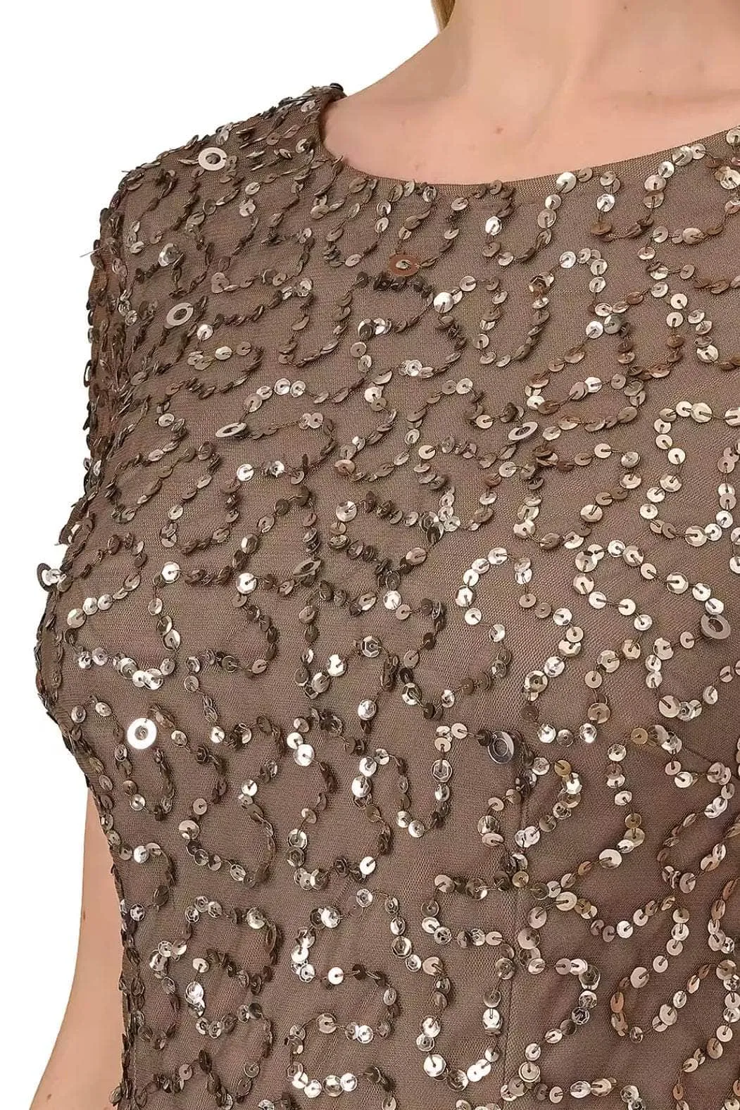 Adrianna Papell AP2E208616 - Scoop Back Sequin Evening Gown