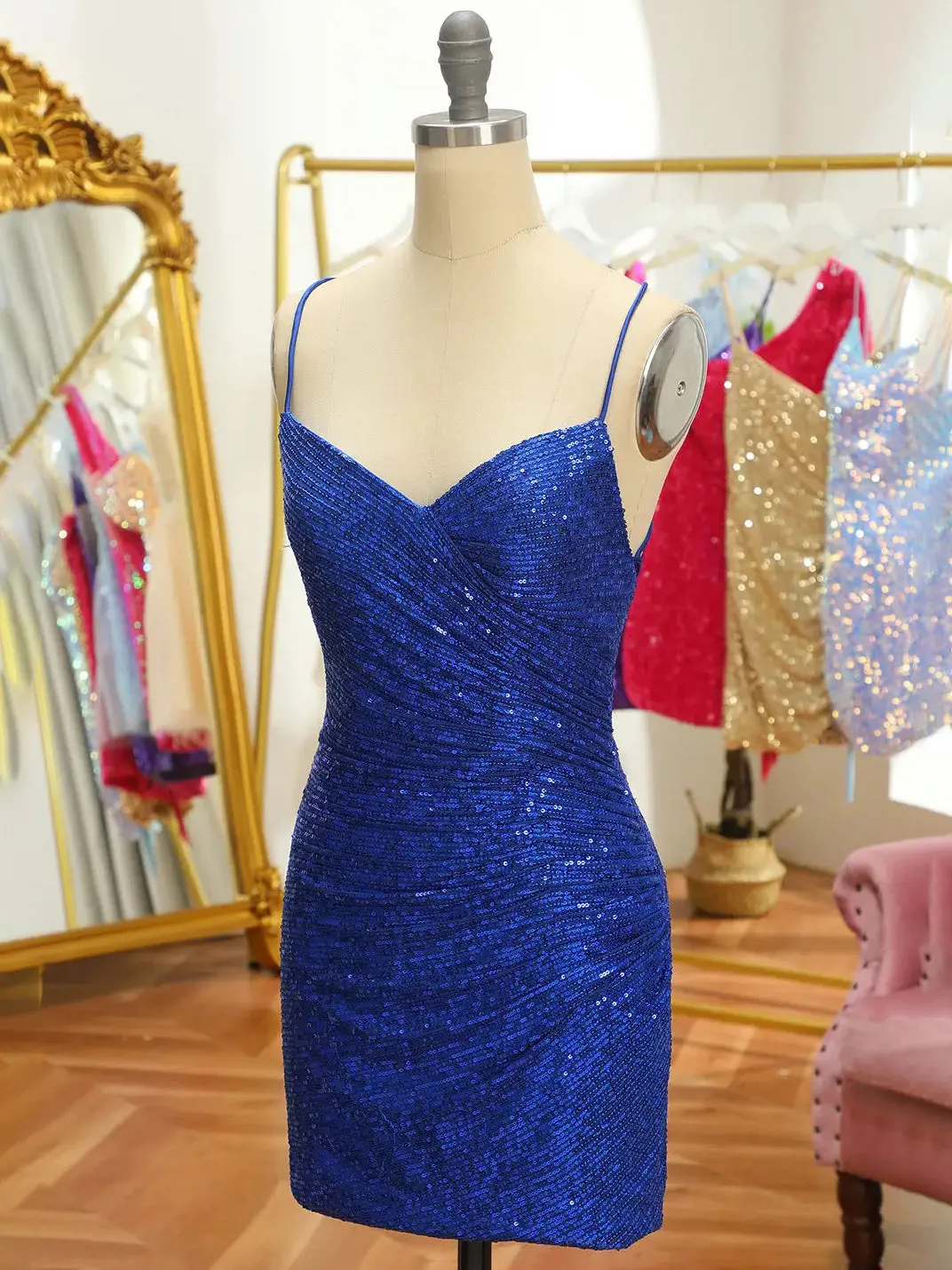 Backless Sparkly Short Prom Dress Sequins Short Homecoming Dress PD2968