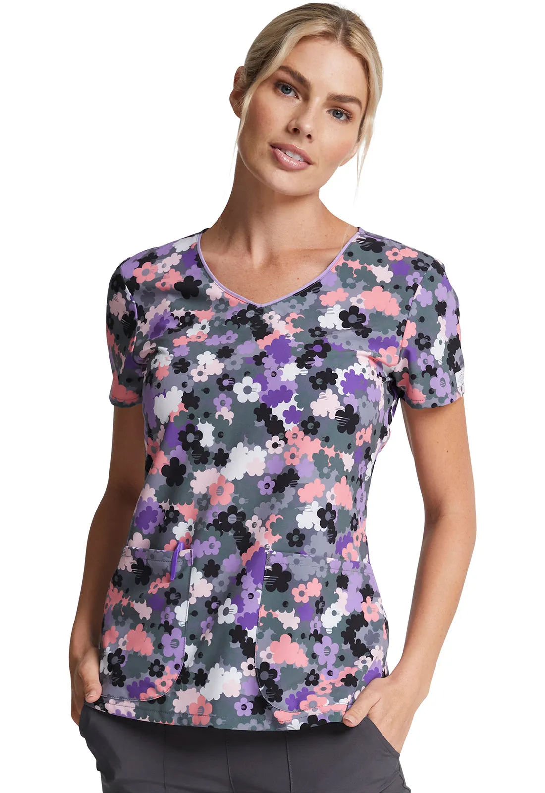 EDS Signature - Women's V-Neck Print Top