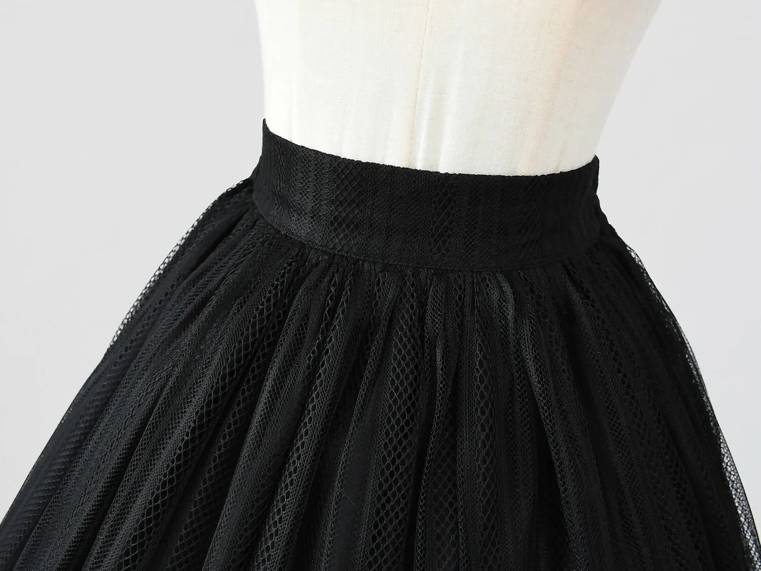 Garden of the Insomnia Night - Gothic Lace Long Skirt