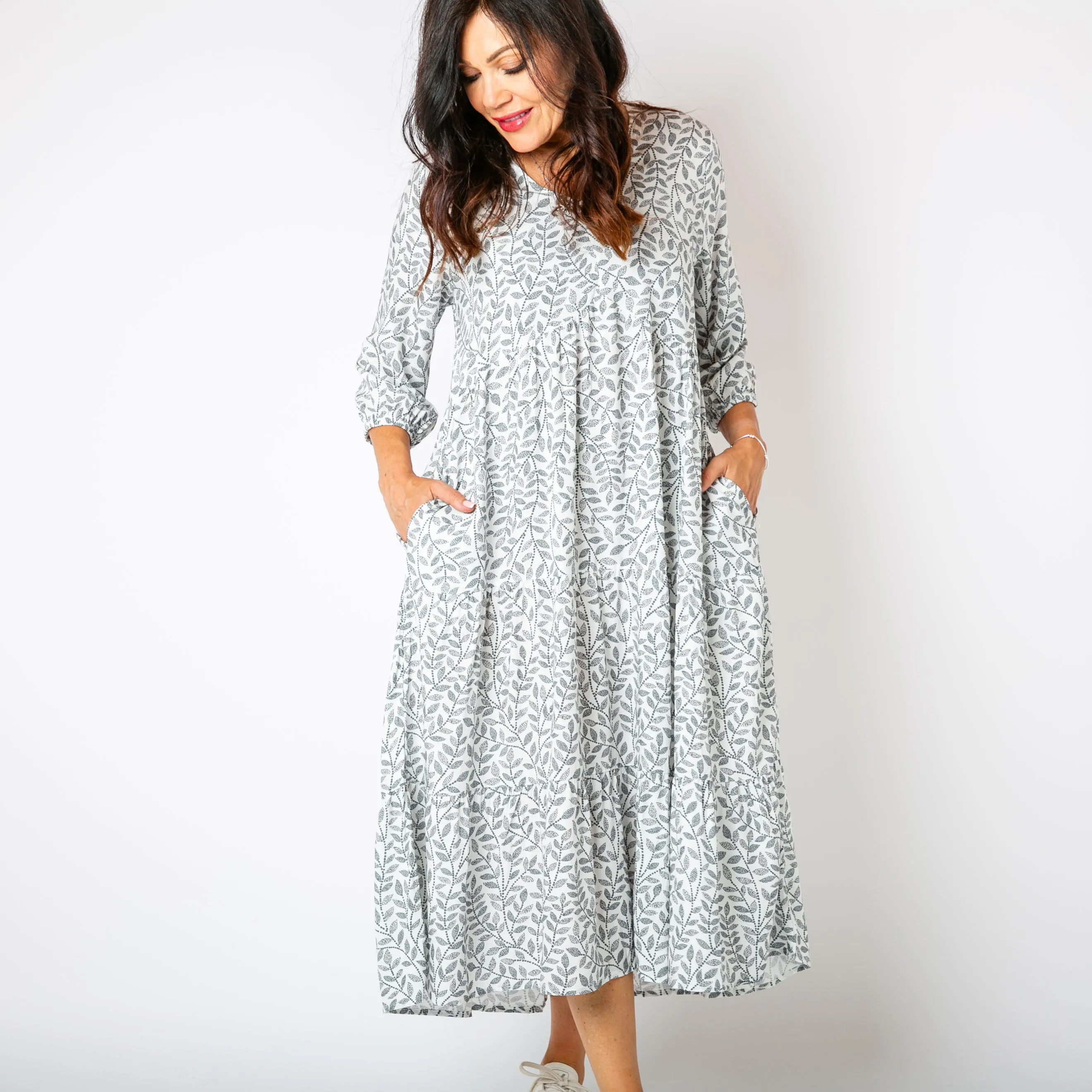 Hazel Patterned 3/4 Sleeve Dress