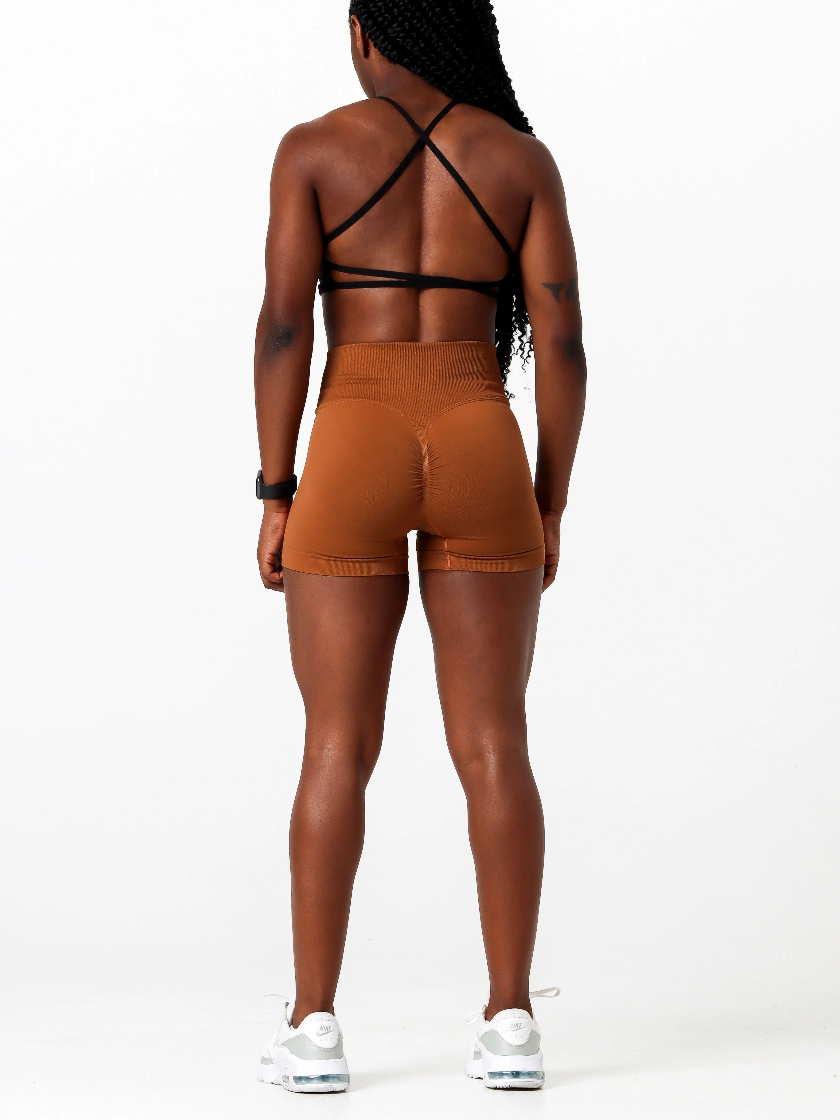 V-Scrunch Seamless Shorts